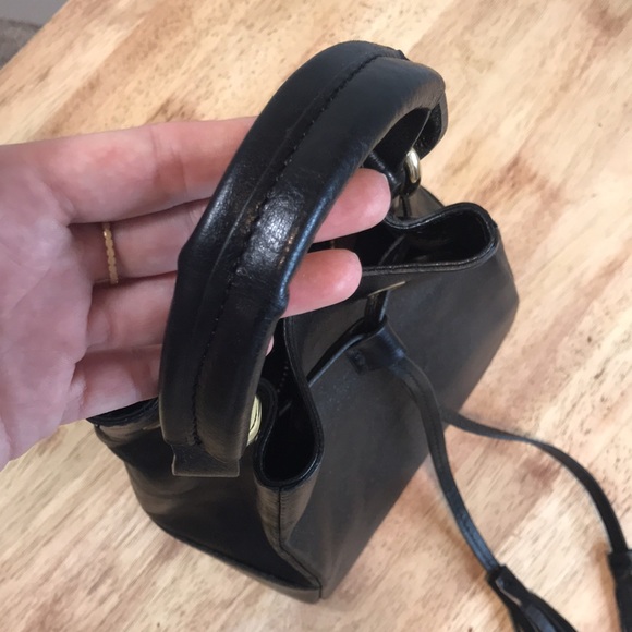 ⭐️ DIVINA FIRENZE Italian Leather Mini Bucket Bag - Picture 12 of 12